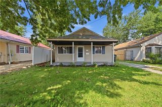 715 S Logan Street, Elyria, OH 44035