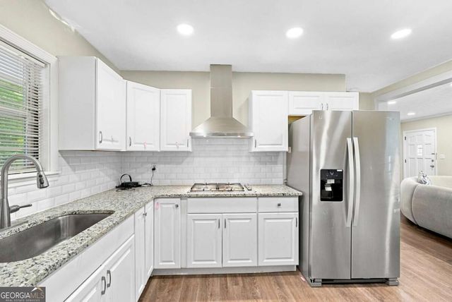 2834 S Clark Drive, East Point, GA 30344