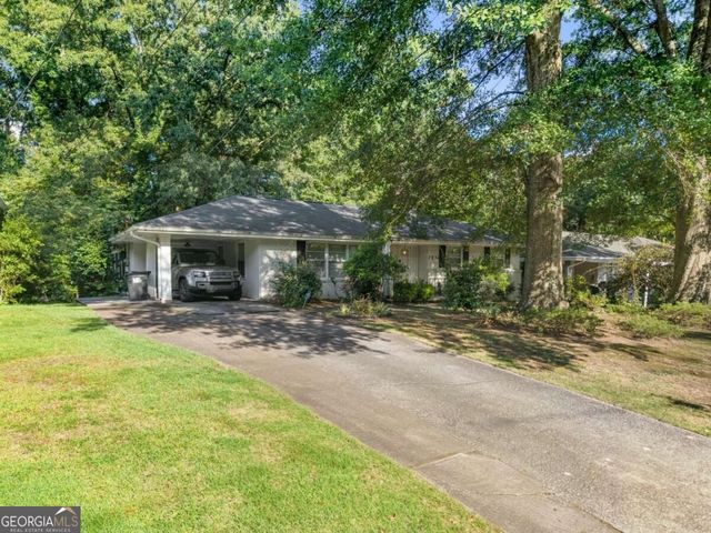 2834 S Clark Drive, East Point, GA 30344