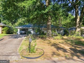 2834 S Clark Drive, East Point, GA 30344