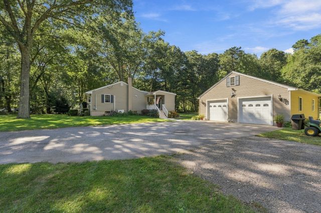 12 Trim Street, Rehoboth, MA 02769