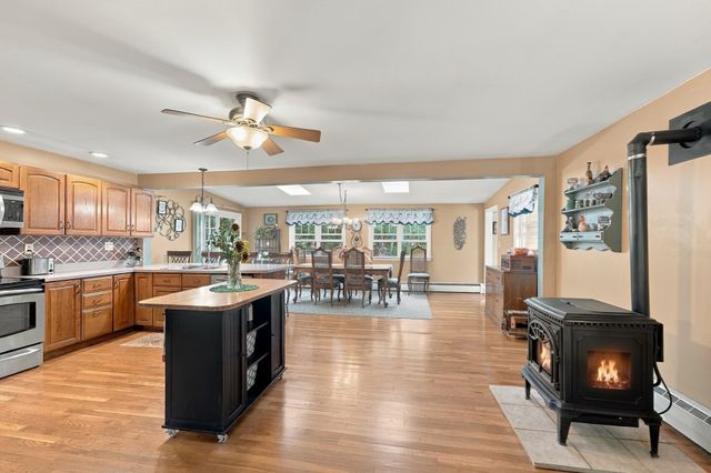 12 Trim Street, Rehoboth, MA 02769