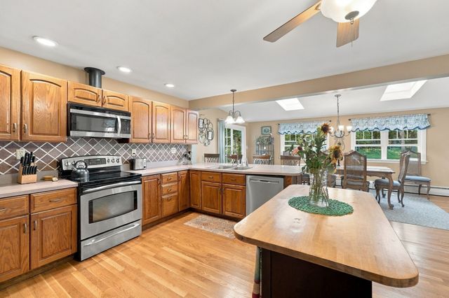 12 Trim Street, Rehoboth, MA 02769