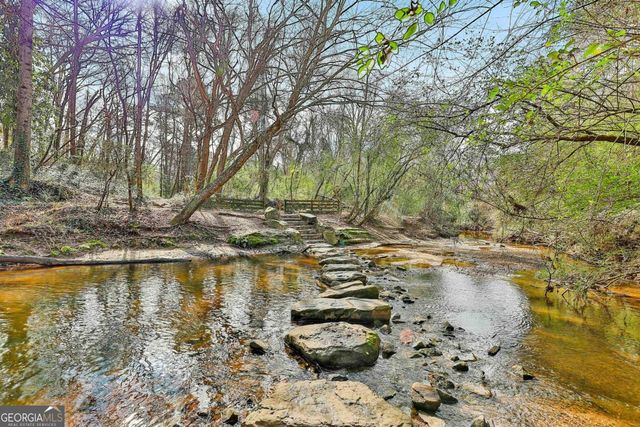 1029 N Jamestown Road, Decatur, GA 30033