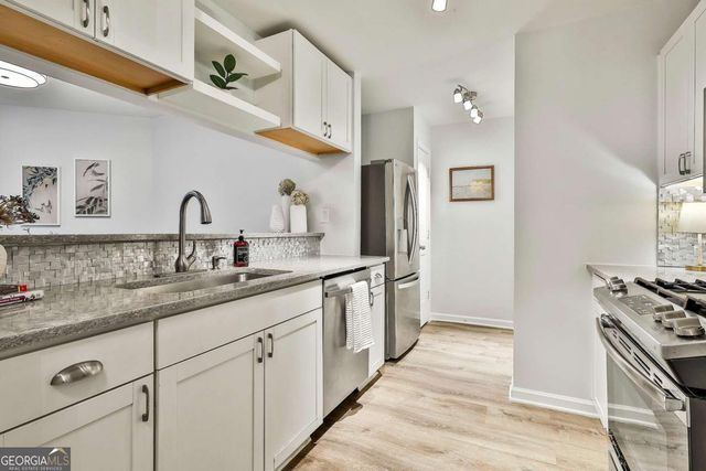 1029 N Jamestown Road, Decatur, GA 30033