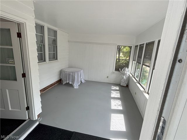 20732 APPLEGATE Road, Maple Heights, OH 44137