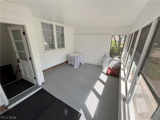 20732 APPLEGATE Road, Maple Heights, OH 44137