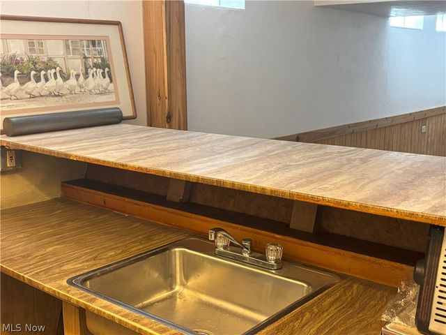 20732 APPLEGATE Road, Maple Heights, OH 44137