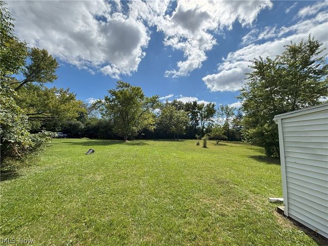 20732 APPLEGATE Road, Maple Heights, OH 44137