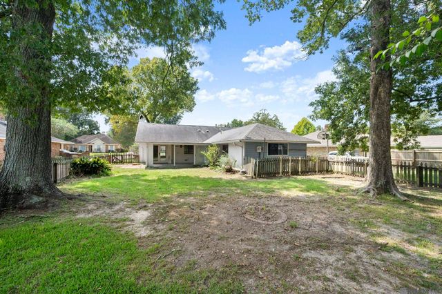 13333 Buckley Ave, Baton Rouge, LA 70816