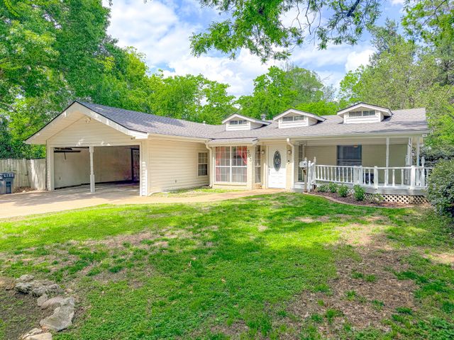 303 N 30th Street, Corsicana, TX 75110