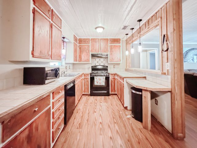 303 N 30th Street, Corsicana, TX 75110