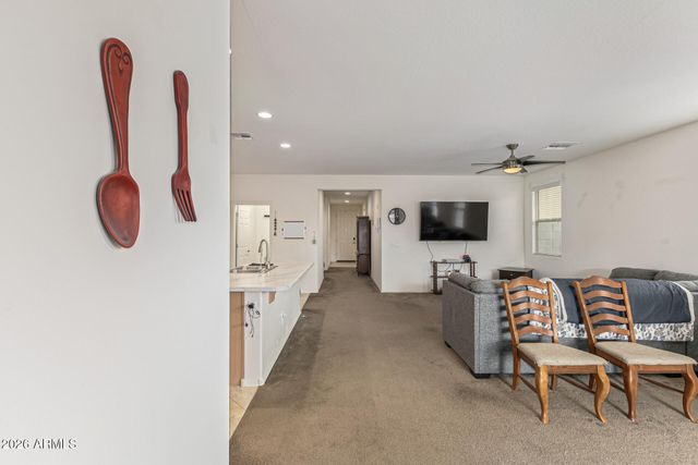 10861 E CRESCENT Avenue, Mesa, AZ 85208