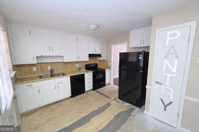 4078 Tanglewood Road, Snellville, GA 30039