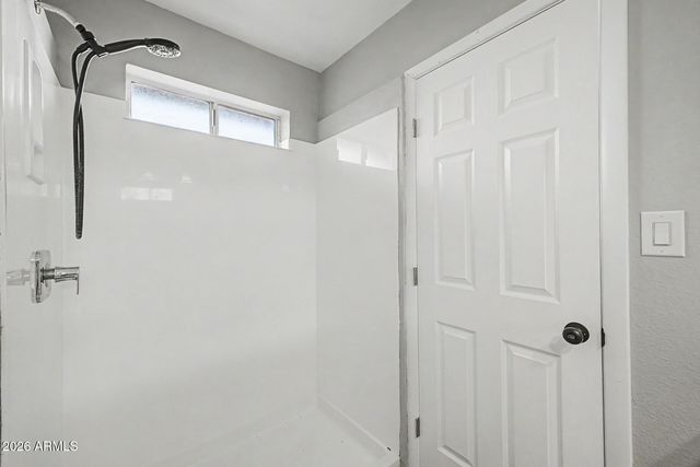 545 S GLENNWOOD Circle, Mesa, AZ 85204