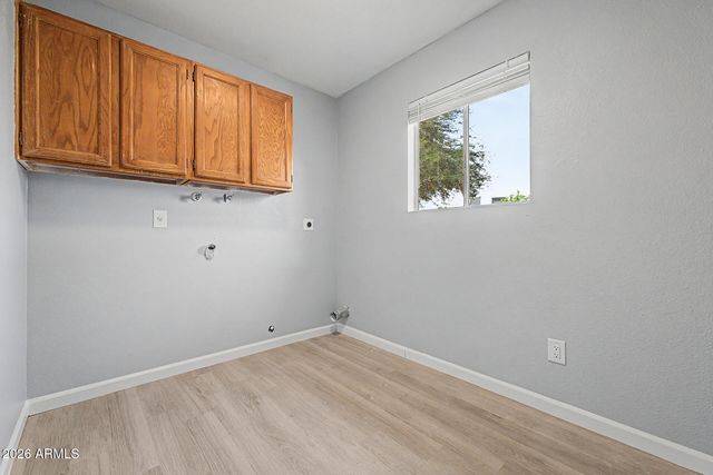 545 S GLENNWOOD Circle, Mesa, AZ 85204