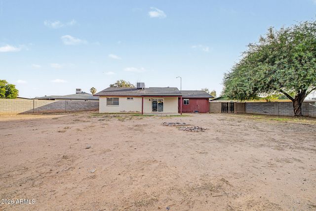 545 S GLENNWOOD Circle, Mesa, AZ 85204