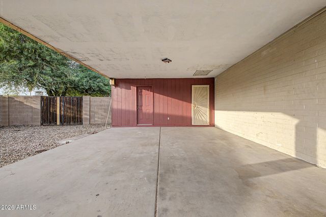 545 S GLENNWOOD Circle, Mesa, AZ 85204