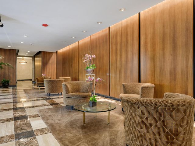 1212 N Lake Shore Drive 12CN, Chicago, IL 60610