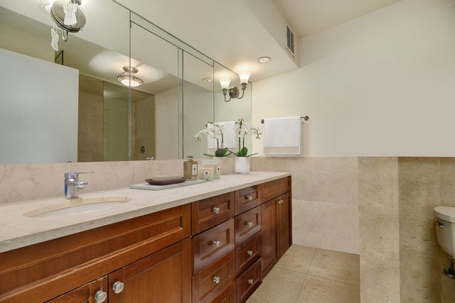 1212 N Lake Shore Drive 12CN, Chicago, IL 60610