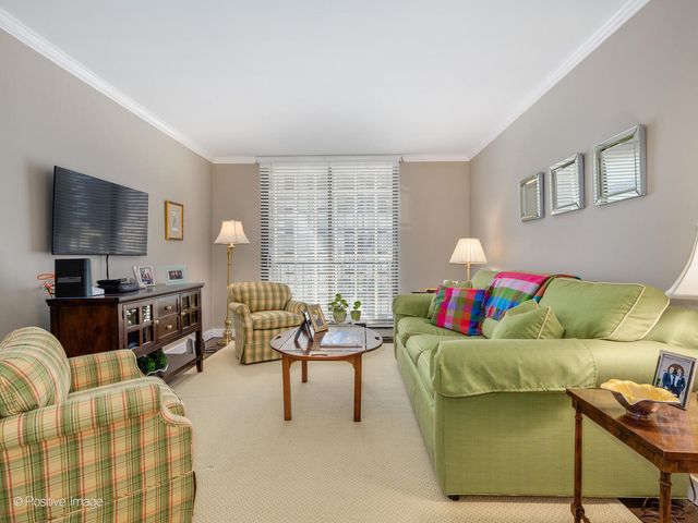 1212 N Lake Shore Drive 12CN, Chicago, IL 60610
