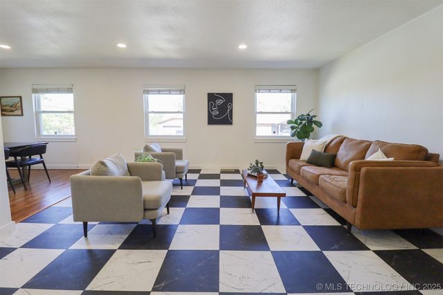 4603 S Waco Avenue, Tulsa, OK 74107