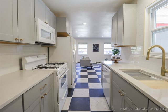 4603 S Waco Avenue, Tulsa, OK 74107