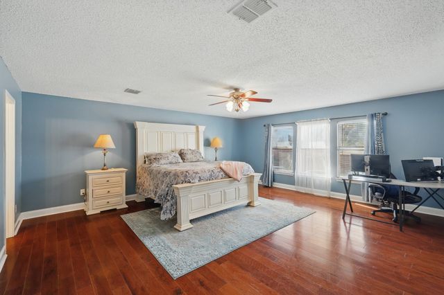 2103 Bolivar Drive, Arlington, TX 76002