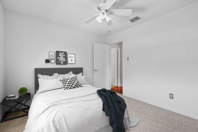 2103 Bolivar Drive, Arlington, TX 76002