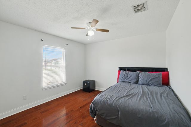 2103 Bolivar Drive, Arlington, TX 76002