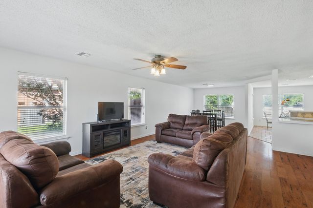 2103 Bolivar Drive, Arlington, TX 76002