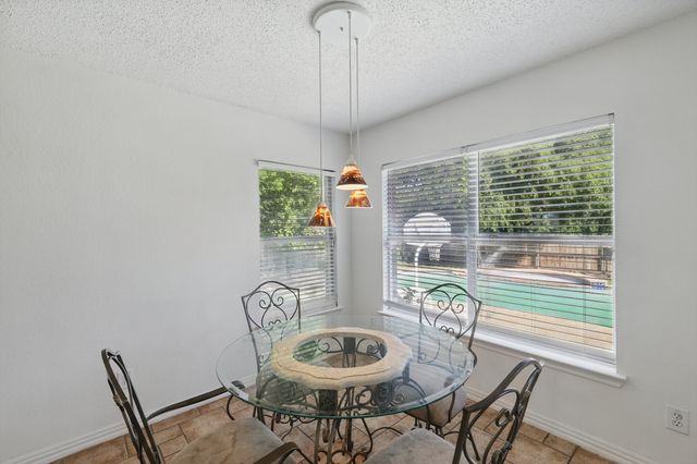 2103 Bolivar Drive, Arlington, TX 76002