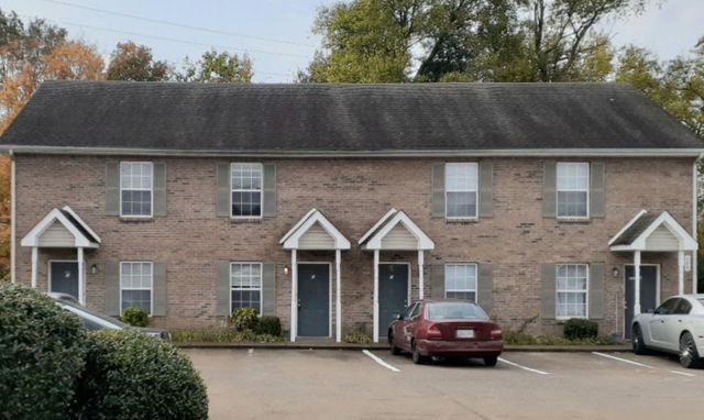 784 Cherrybark Ln Apt 2, Clarksville, TN 37040