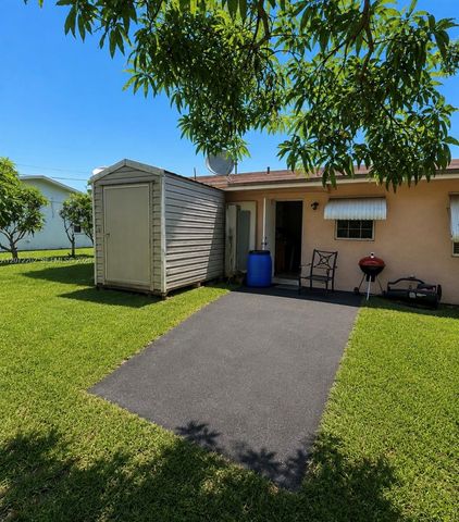 2221 NW 30th Way, Fort Lauderdale, FL 33311