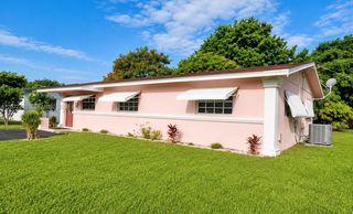 2221 NW 30th Way, Fort Lauderdale, FL 33311