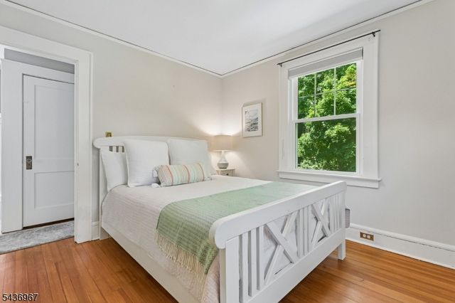 31 Macopin Ave, Montclair Twp., NJ 07043