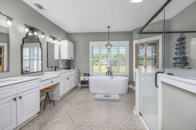 103 Dale Glen Ln., Loris, SC 29569