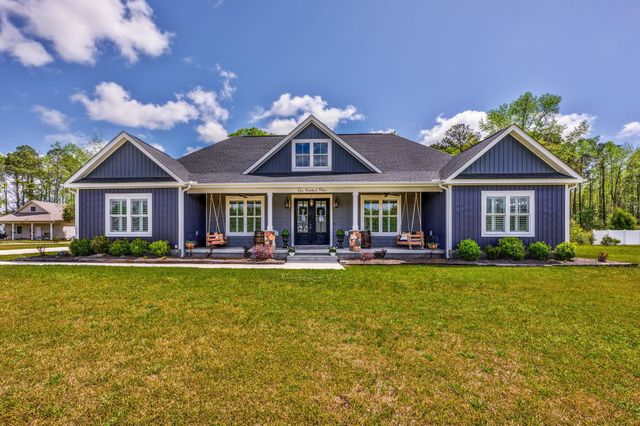 103 Dale Glen Ln., Loris, SC 29569
