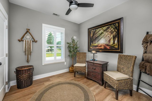 103 Dale Glen Ln., Loris, SC 29569
