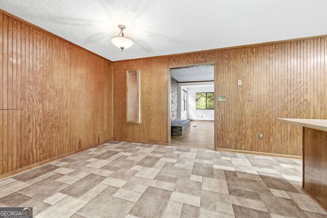 210 Kentucky Drive, Demorest, GA 30535