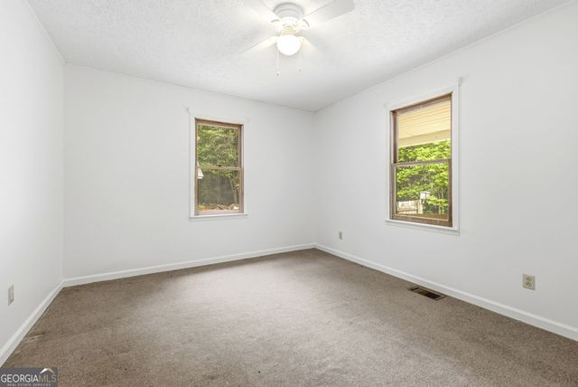 210 Kentucky Drive, Demorest, GA 30535