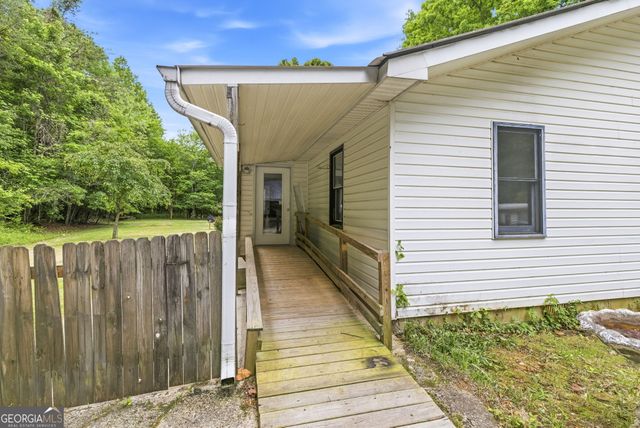 210 Kentucky Drive, Demorest, GA 30535