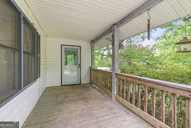 210 Kentucky Drive, Demorest, GA 30535