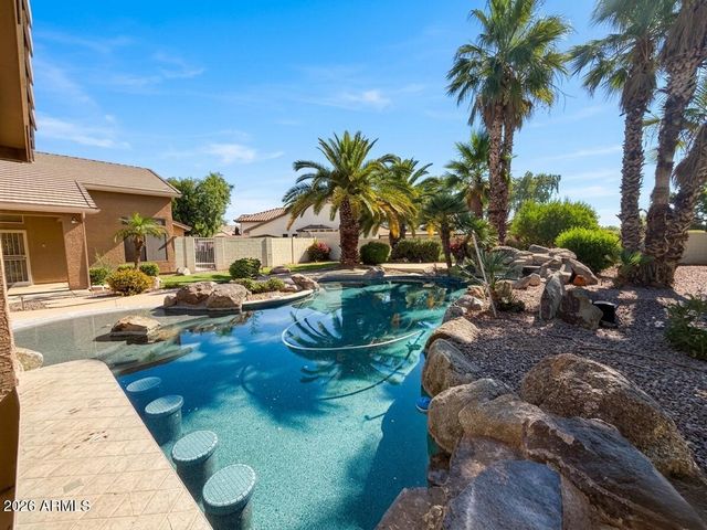665 E Constitution Drive, Gilbert, AZ 85296