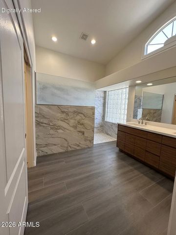 665 E Constitution Drive, Gilbert, AZ 85296