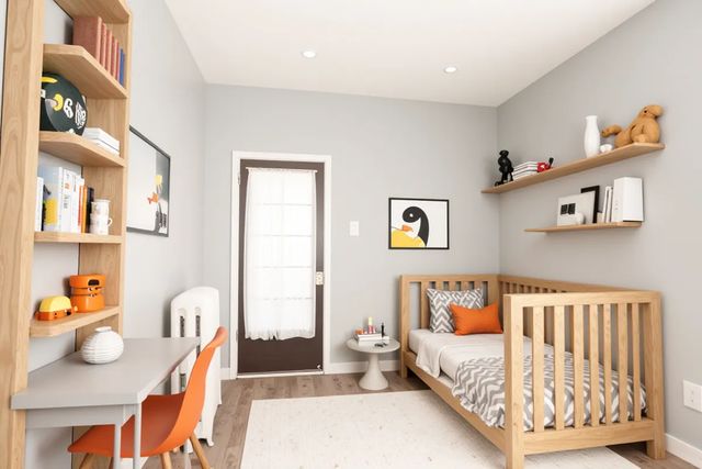 4820 W Roscoe Street 2, Chicago, IL 60641