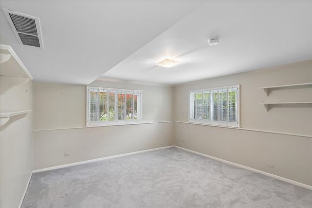 122 Mulberry Road, Deerfield, IL 60015