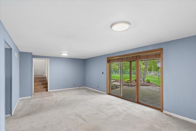 122 Mulberry Road, Deerfield, IL 60015