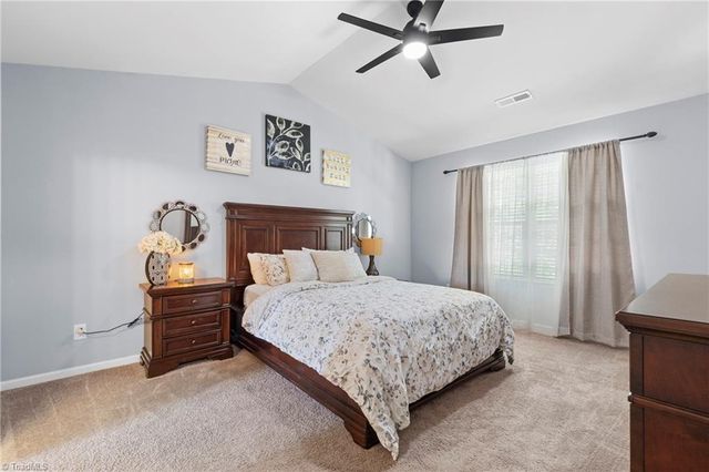 2336 Waverly Dell Drive SE, Winston-salem, NC 27127