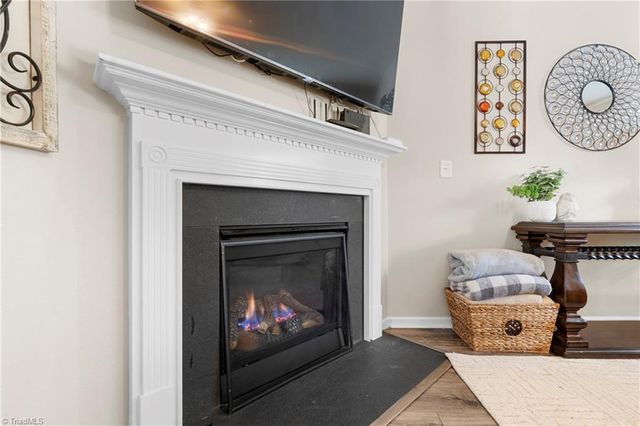 2336 Waverly Dell Drive SE, Winston-salem, NC 27127